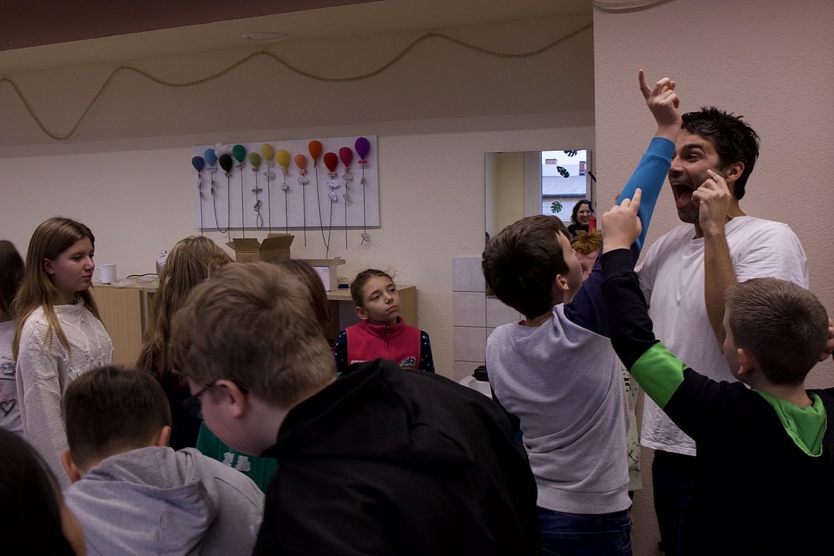 Schüler des Grundschule "Lausitzer Haus des Lernens" und Schauspieler der Kinderfilmuni